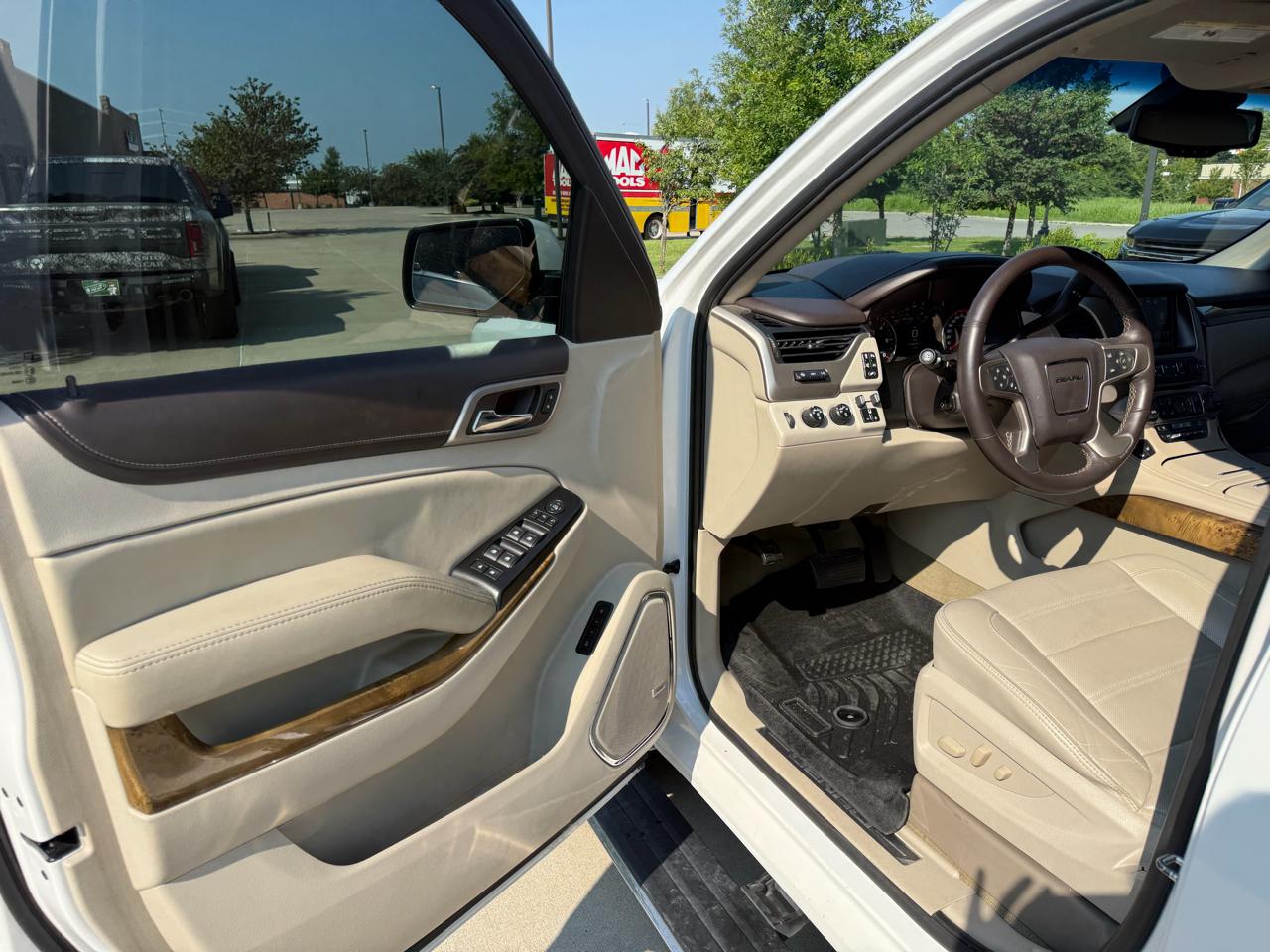 GMC Yukon 4WD 4dr Denali 2016