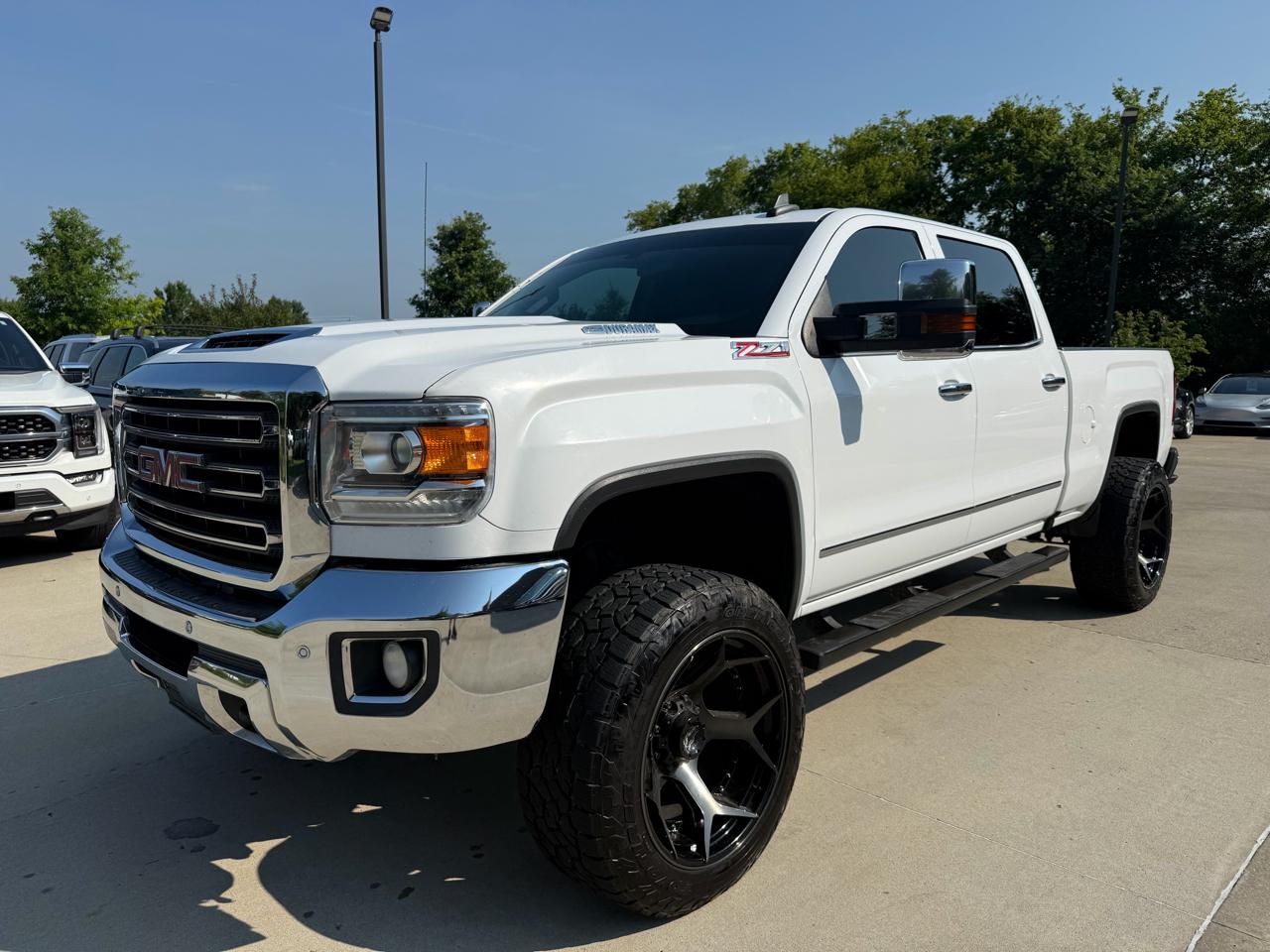 2019 GMC Sierra 2500HD 4WD Crew Cab 153.7" SLT