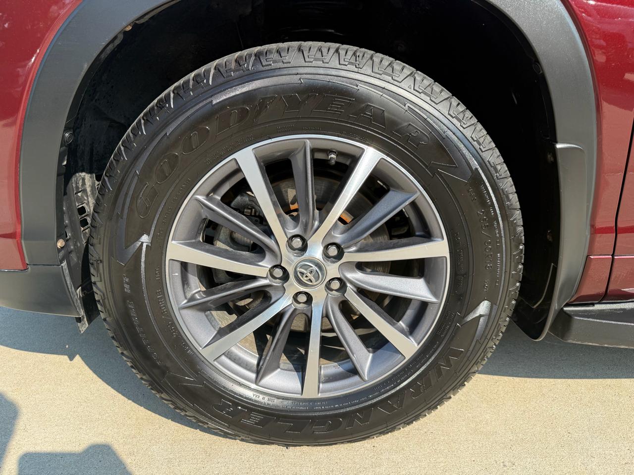 Toyota Highlander  2017