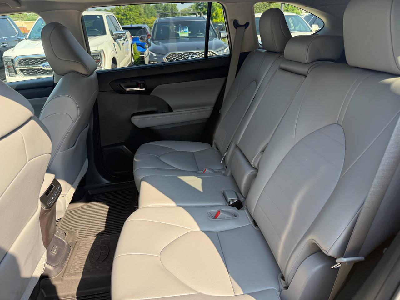 Toyota Highlander  2022