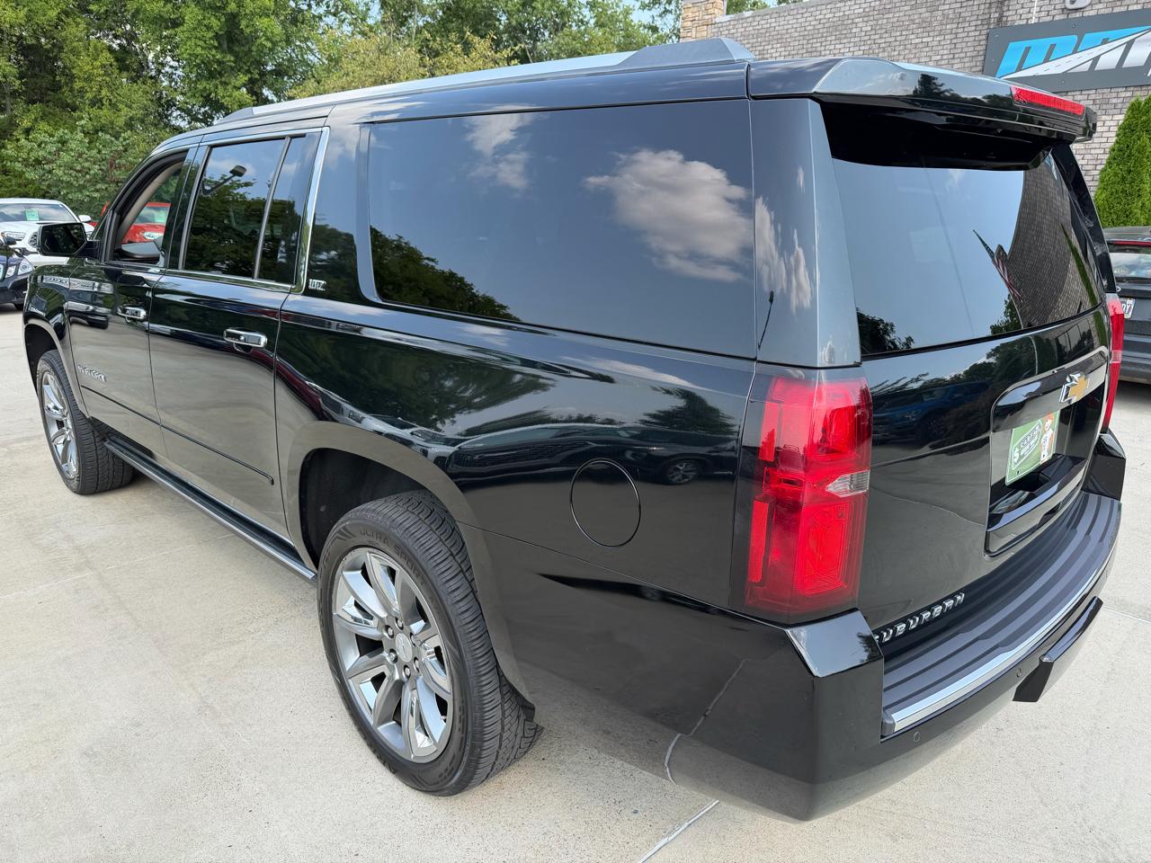 Chevrolet Suburban 2WD 4dr 1500 LTZ 2016