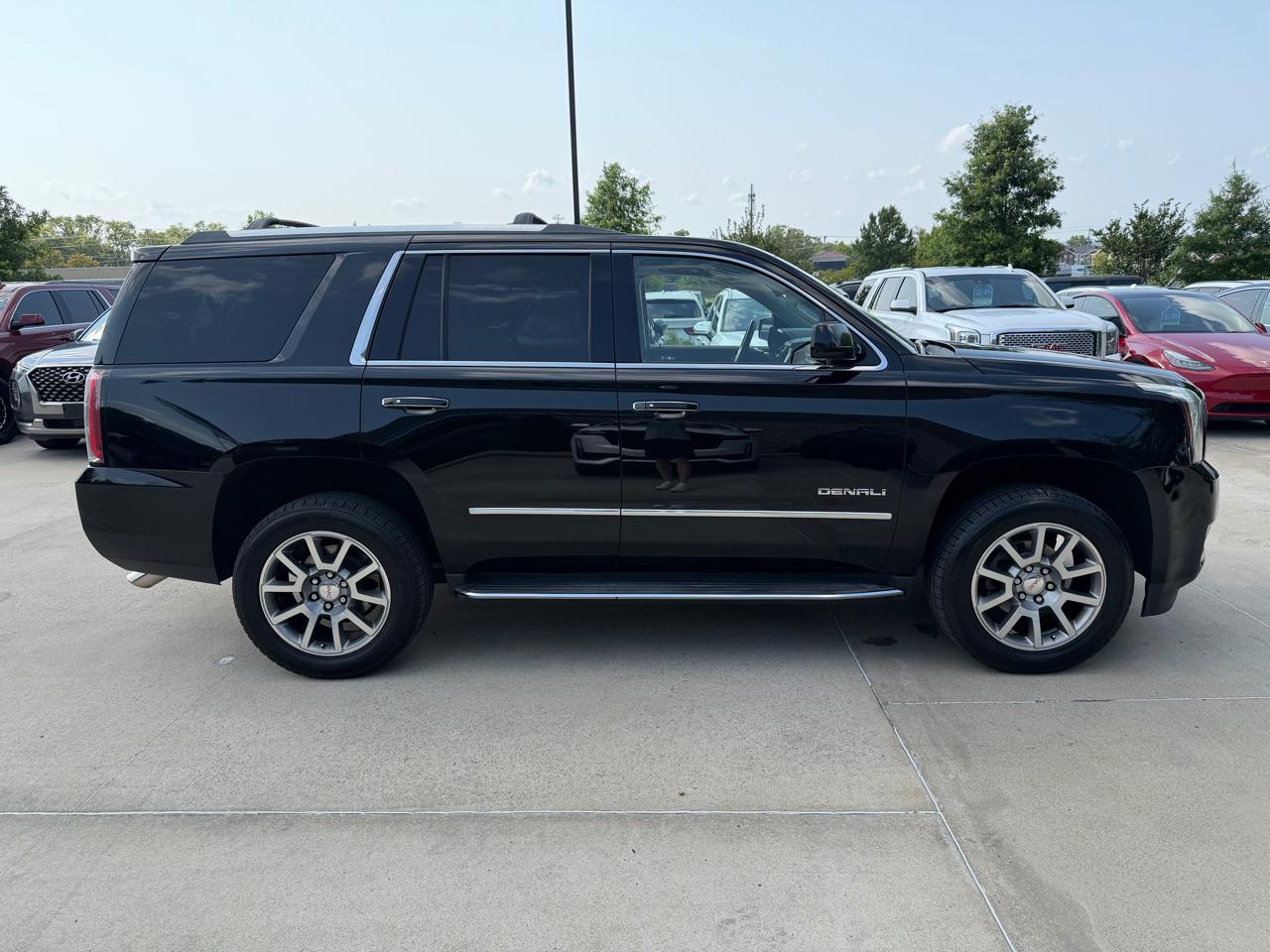 GMC Yukon 2WD 4dr Denali 2017