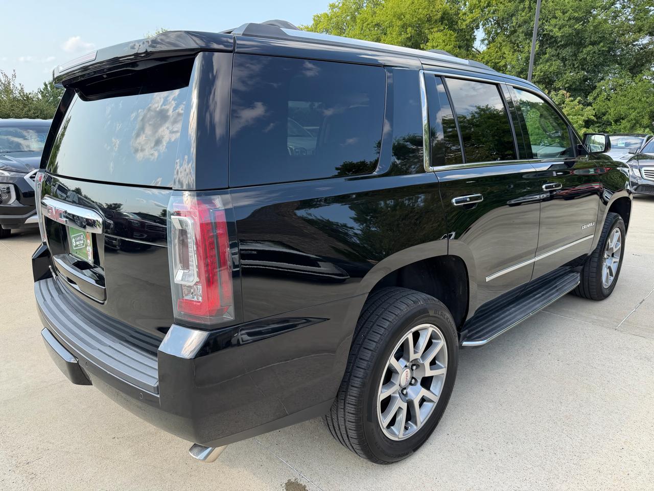 GMC Yukon 2WD 4dr Denali 2017