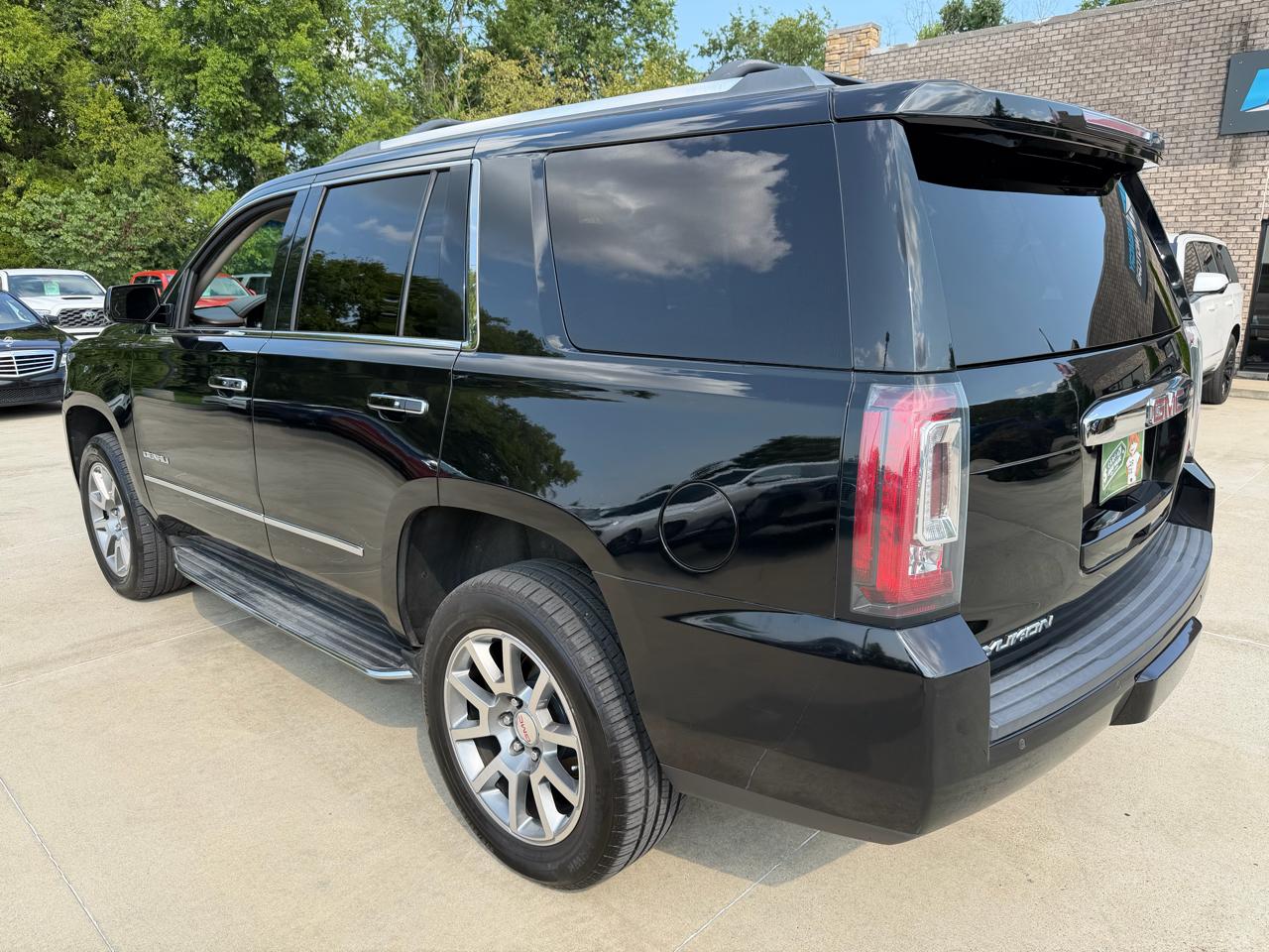 GMC Yukon 2WD 4dr Denali 2017