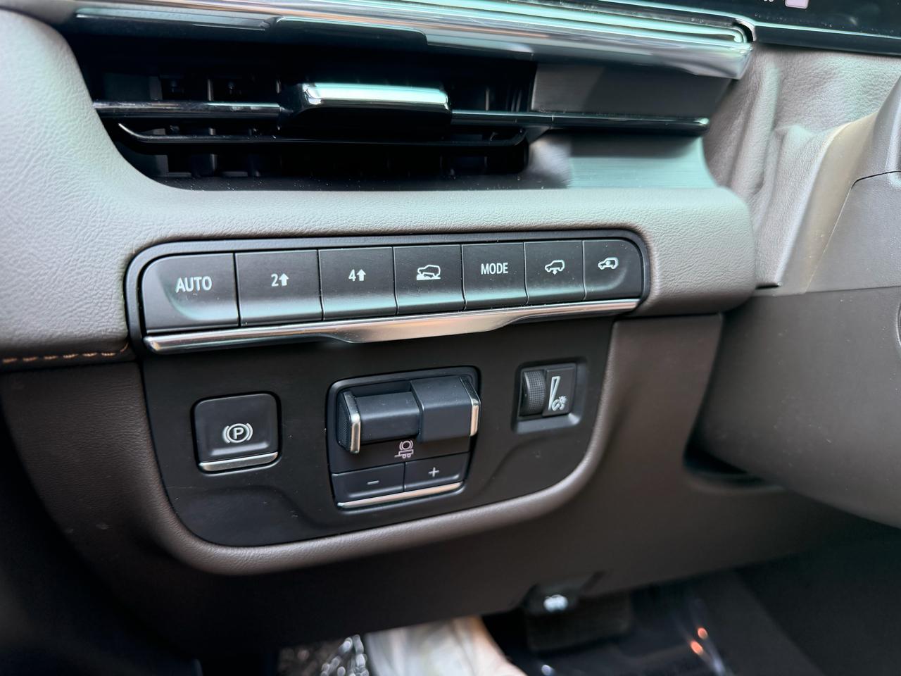 Cadillac Escalade 4WD 4dr Sport 2024