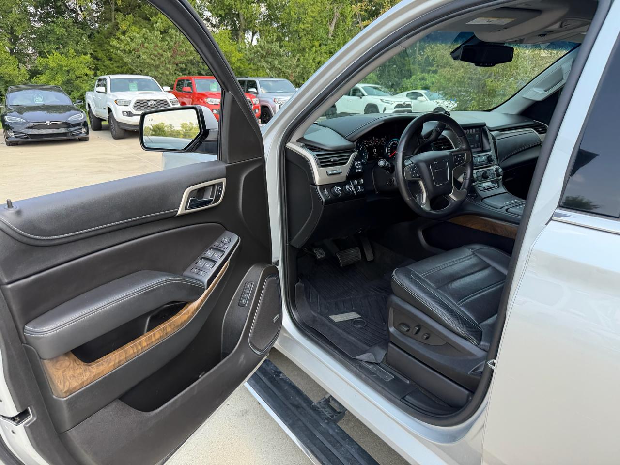 GMC Yukon 4WD 4dr Denali 2018