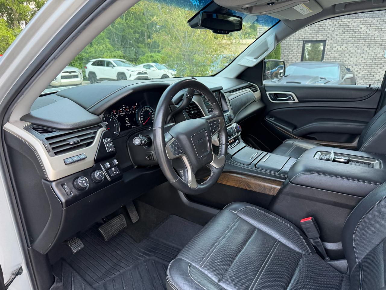 GMC Yukon 4WD 4dr Denali 2018