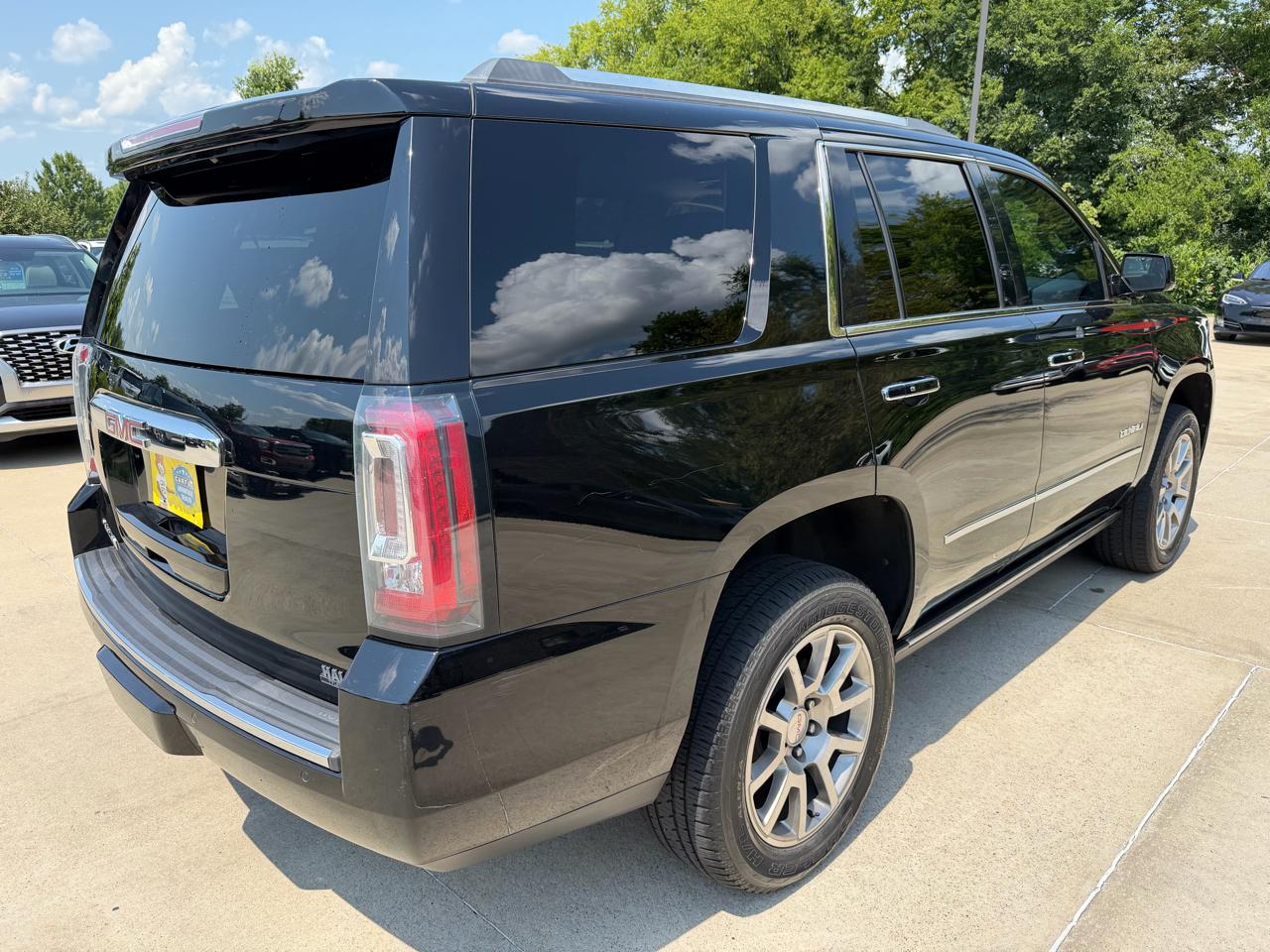 GMC Yukon 4WD 4dr Denali 2019