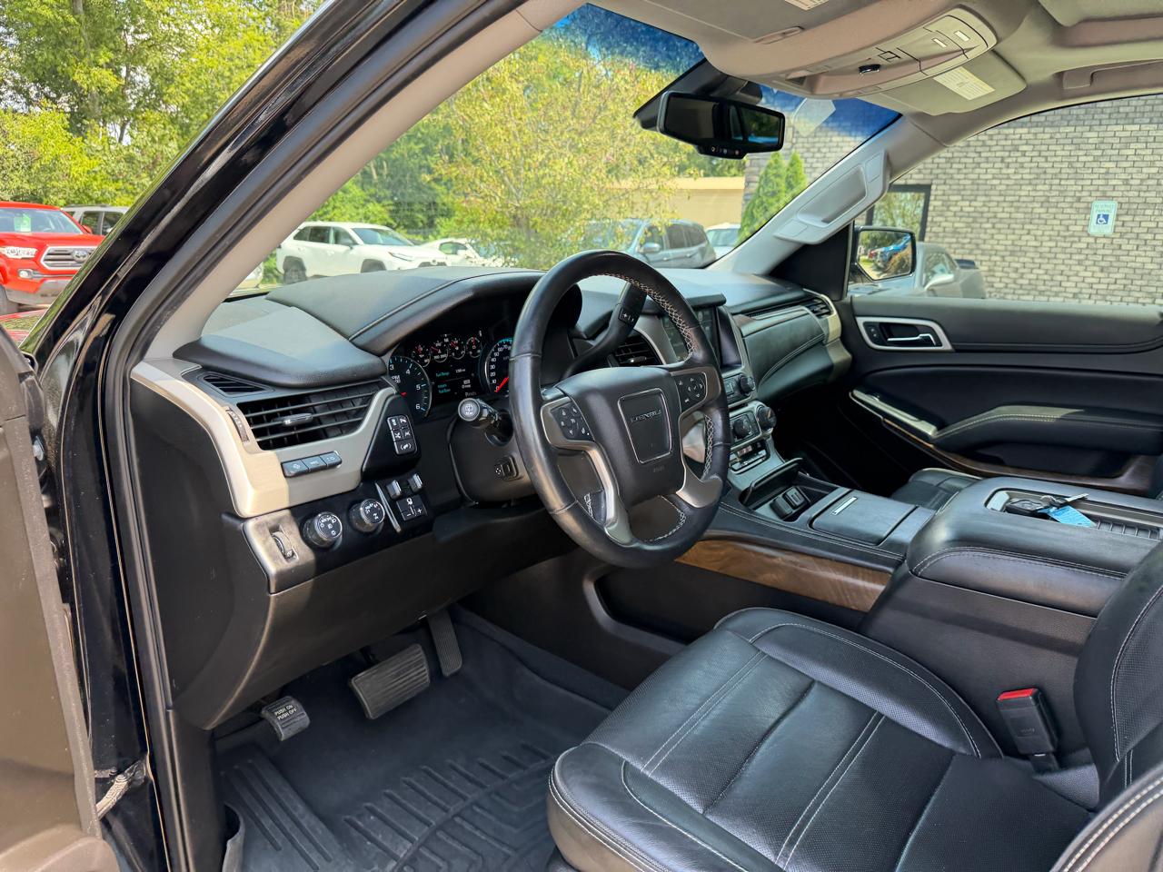 GMC Yukon 4WD 4dr Denali 2019