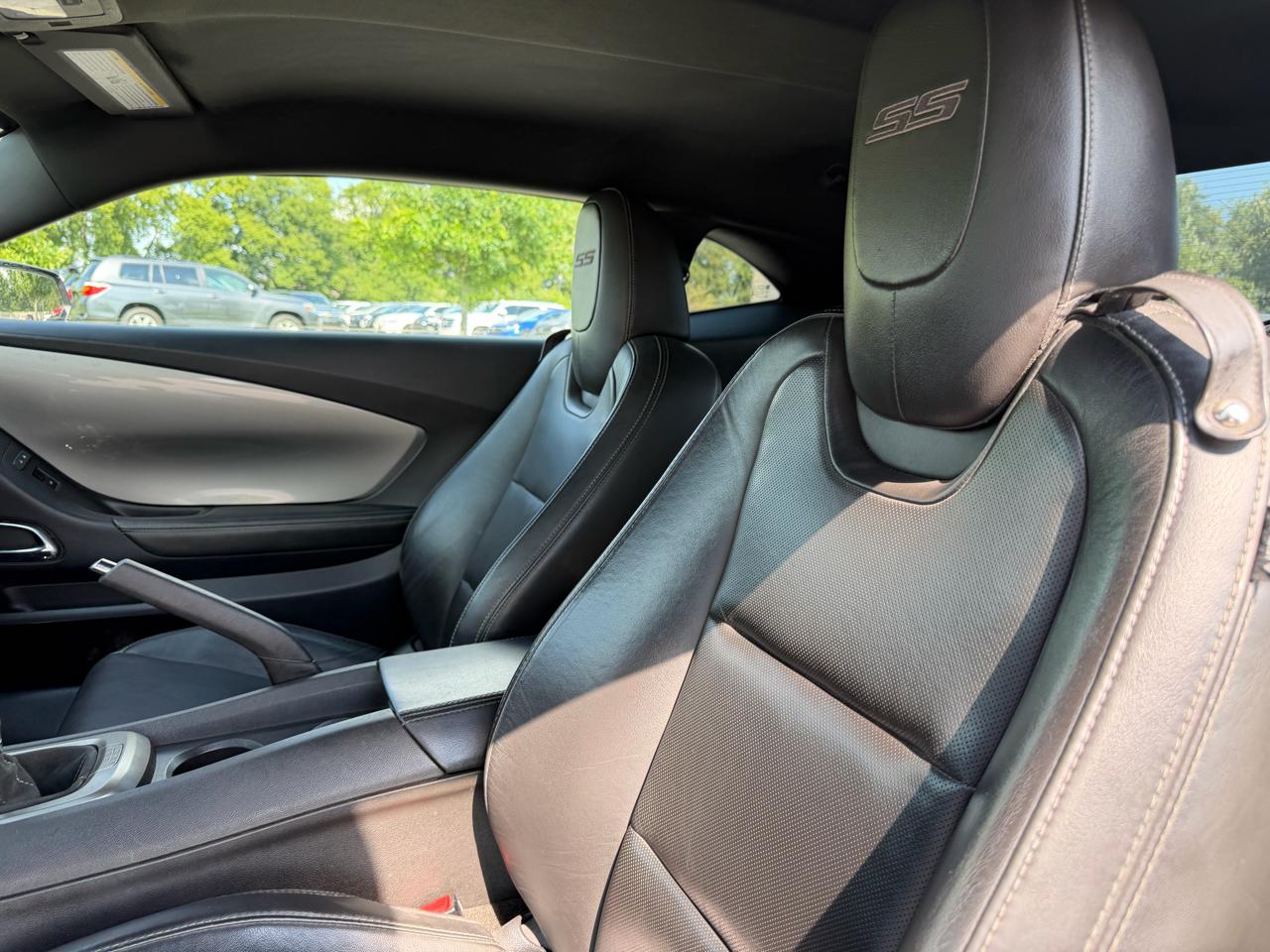 Chevrolet Camaro 2dr Cpe SS w/2SS 2015