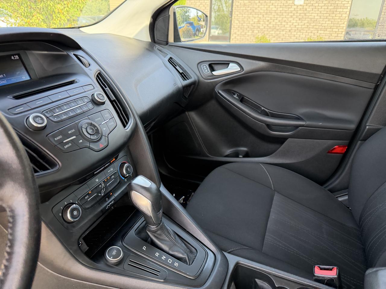 Ford Focus 5dr HB SE 2015