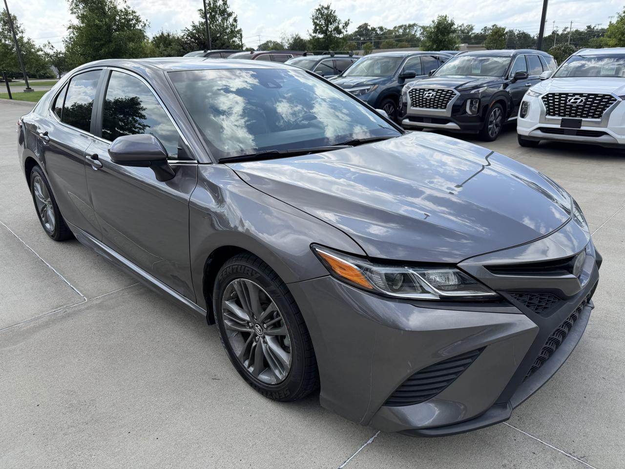 Toyota Camry  2018