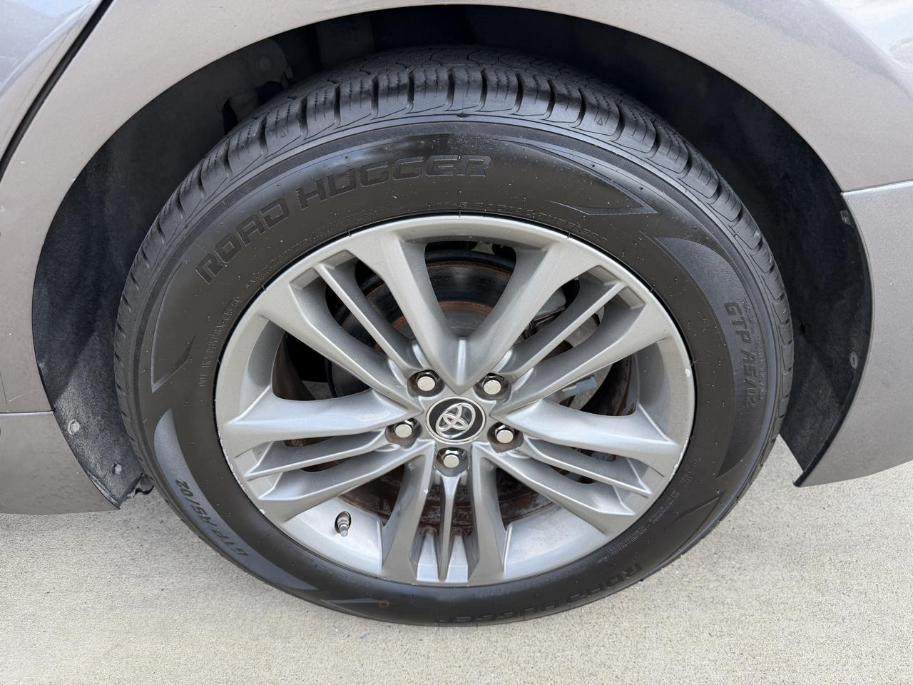 Toyota Camry  2018