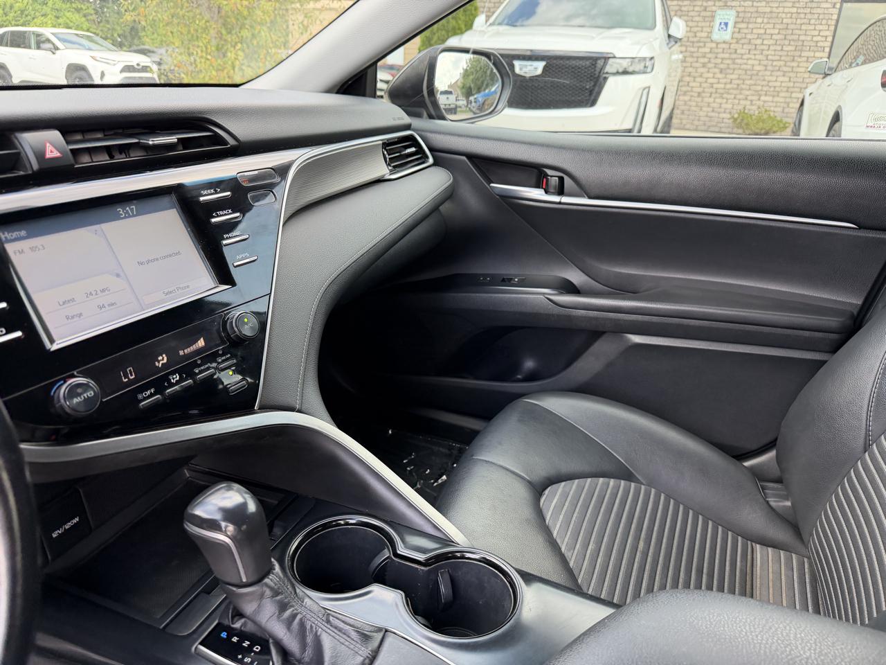 Toyota Camry  2018
