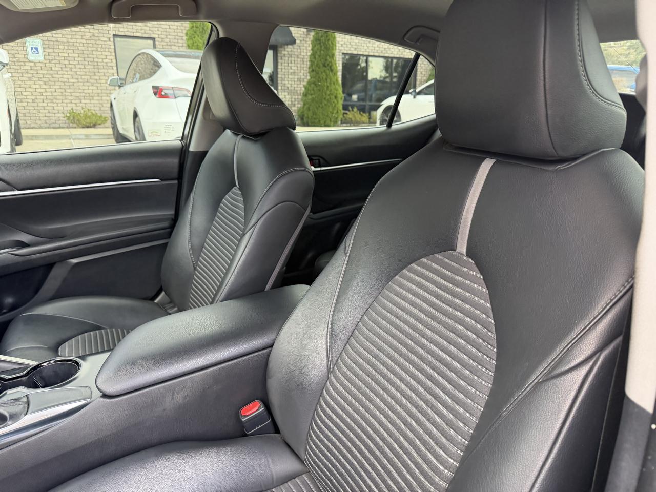 Toyota Camry  2018