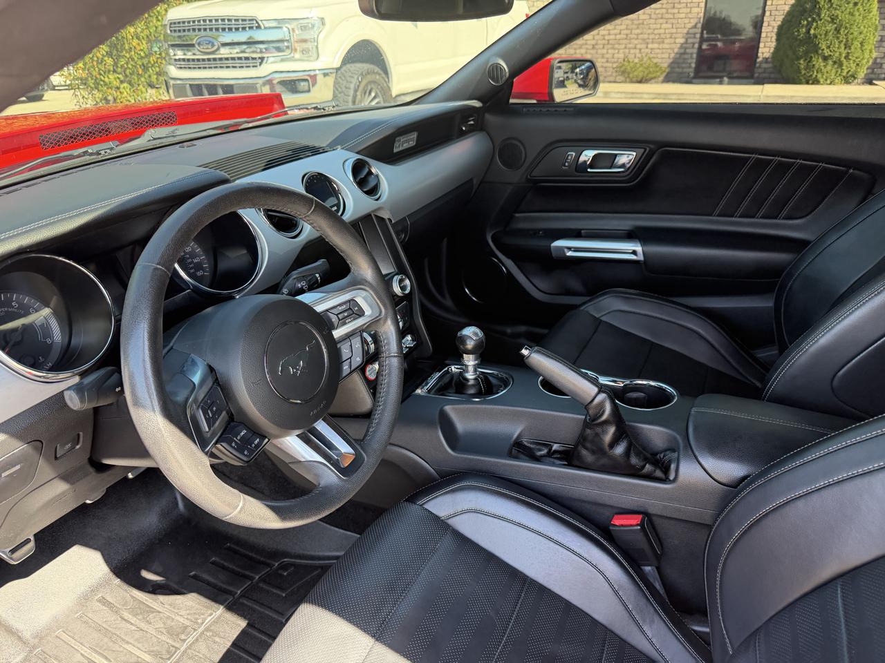 Ford Mustang 2dr Fastback GT 2015