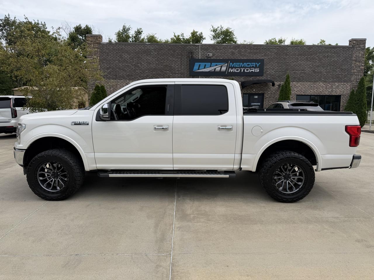 Ford F-150 Lariat 4WD SuperCrew 5.5' Box 2018