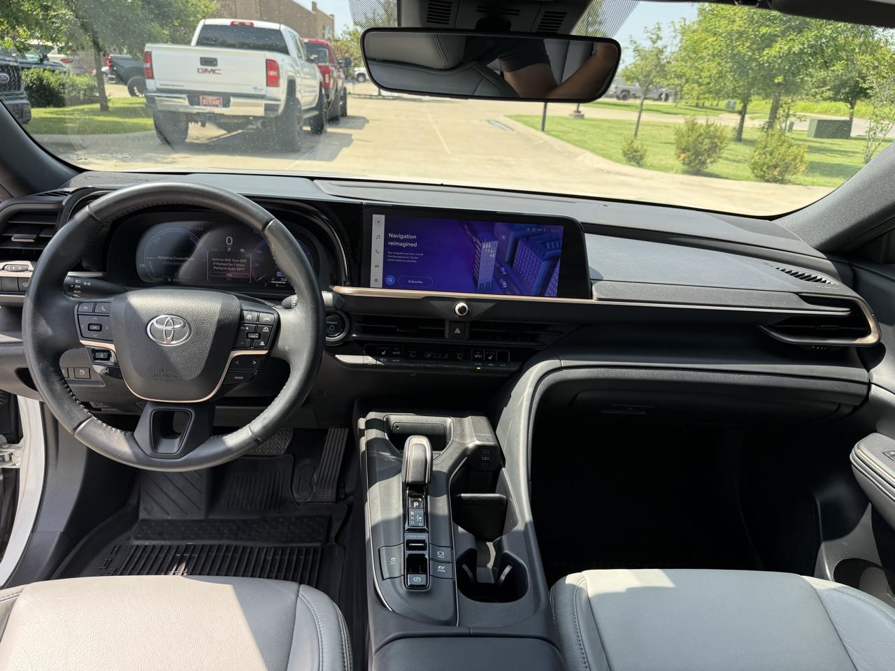 Toyota Crown Limited AWD (Natl) 2023