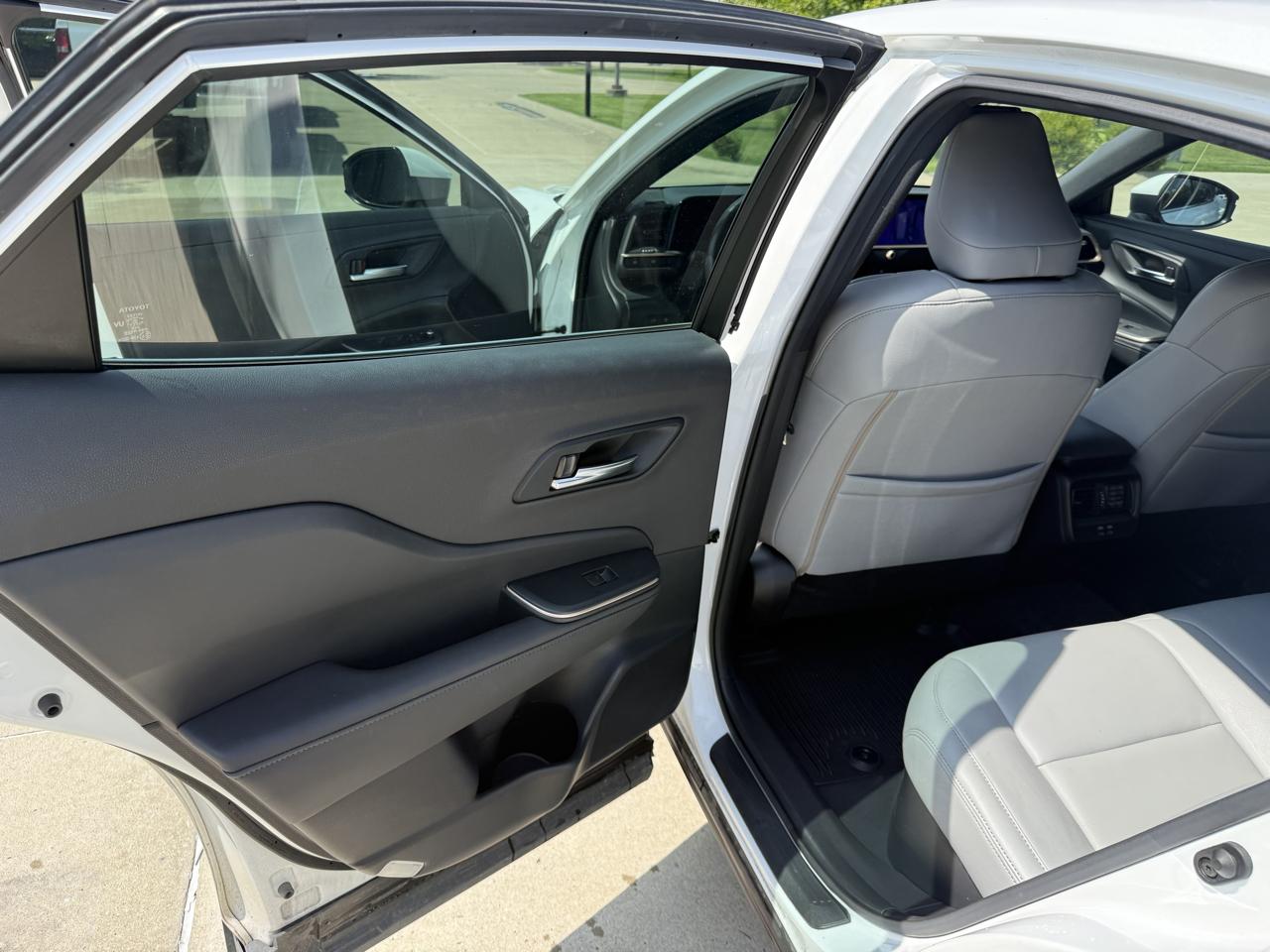 Toyota Crown Limited AWD (Natl) 2023