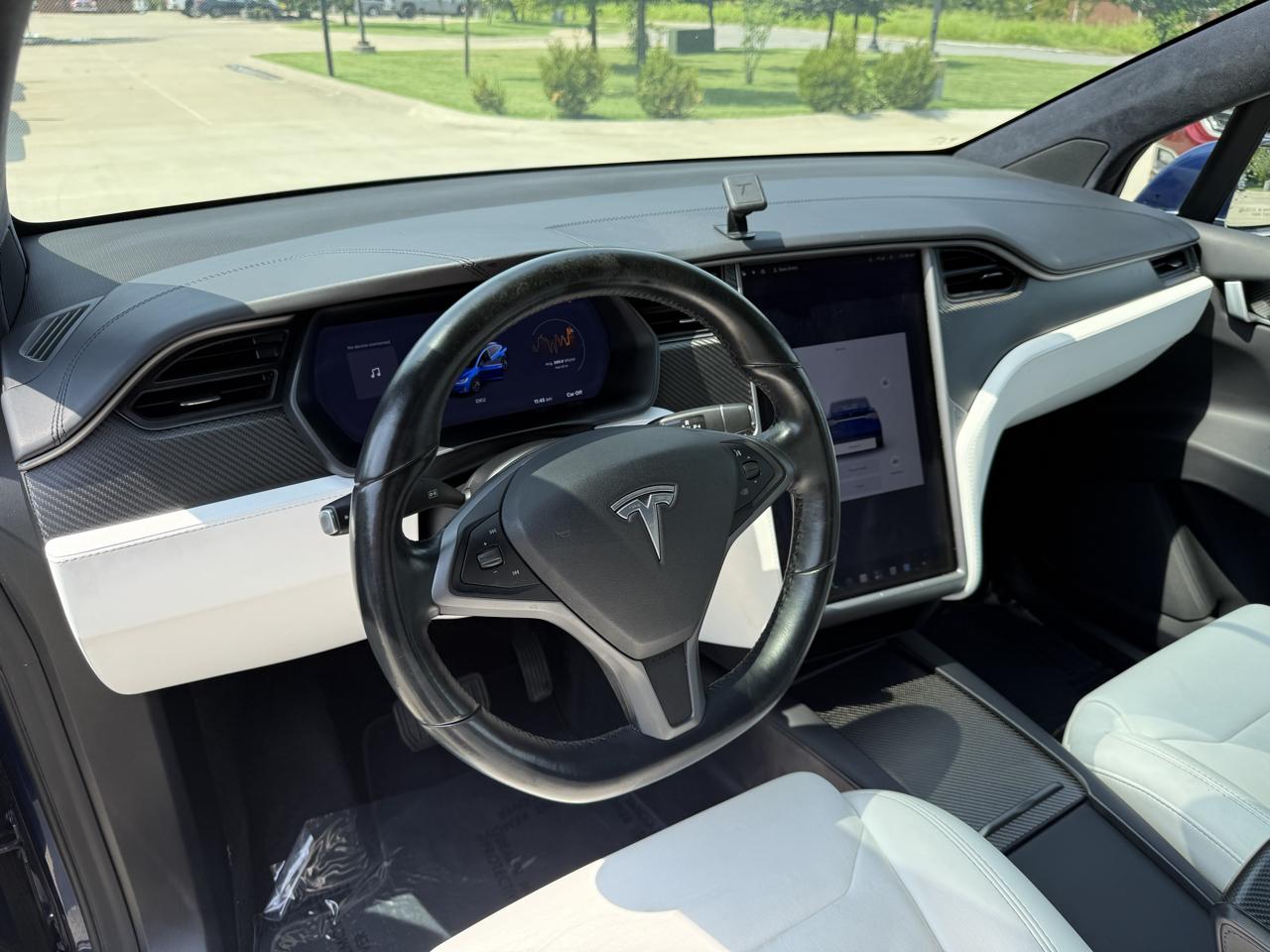 Tesla Model X 75D AWD 2018