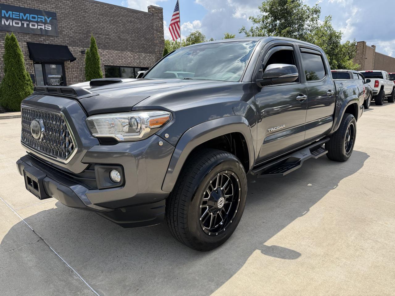 Toyota Tacoma 4WD  2019
