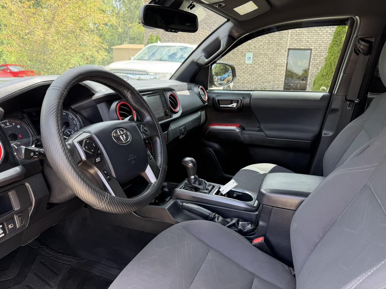 Toyota Tacoma 4WD  2019