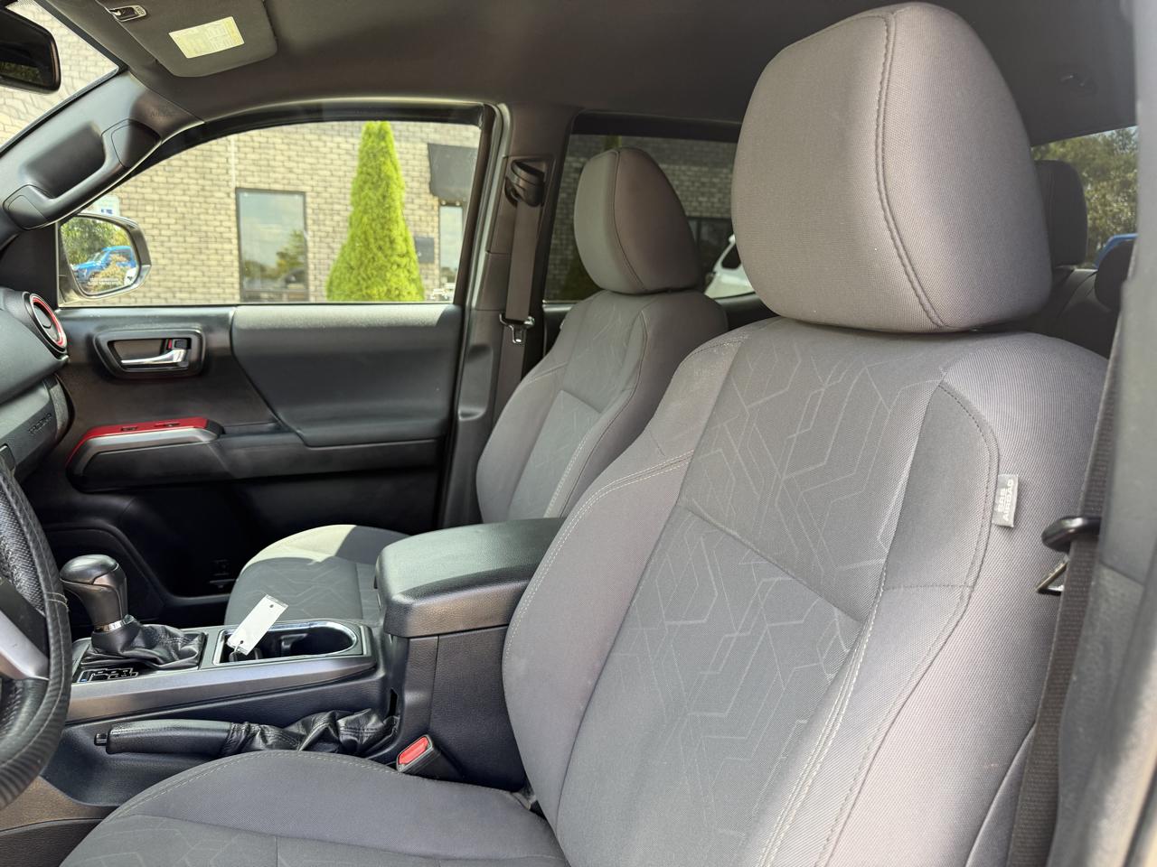 Toyota Tacoma 4WD  2019