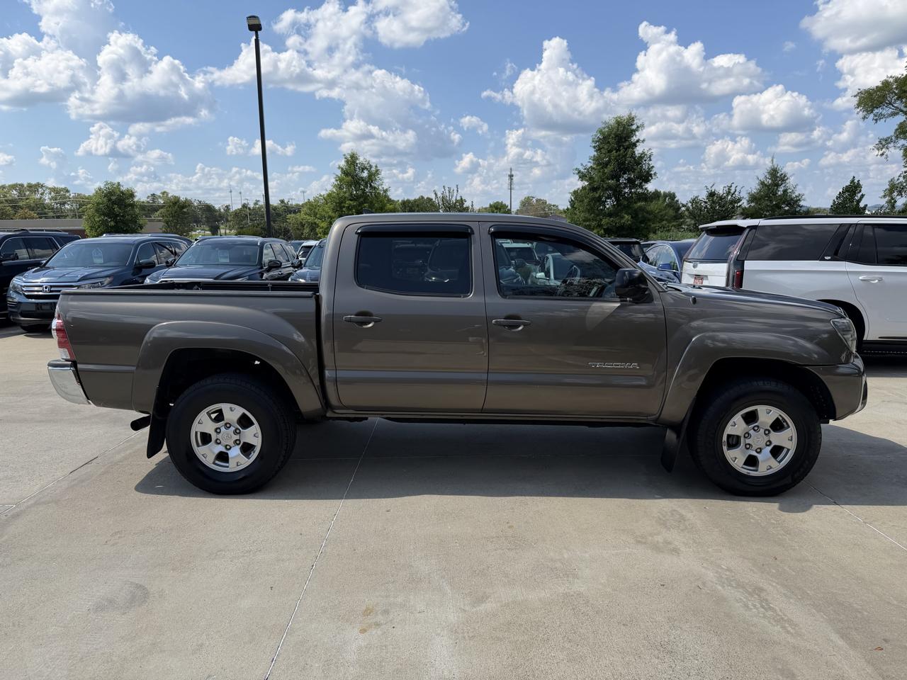 Toyota Tacoma  2015