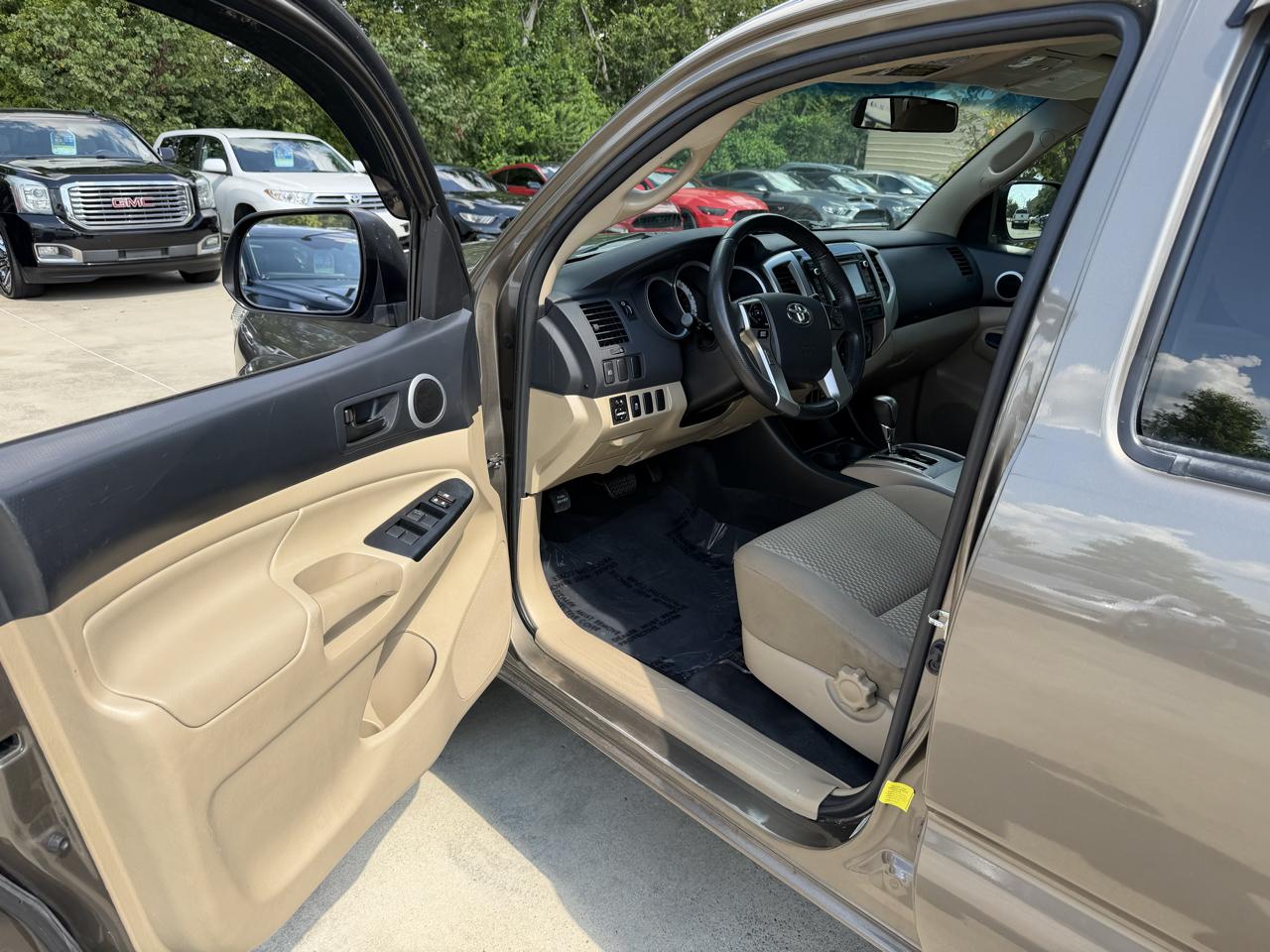 Toyota Tacoma  2015