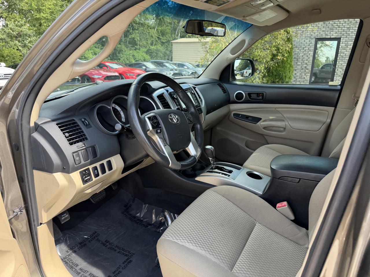 Toyota Tacoma  2015