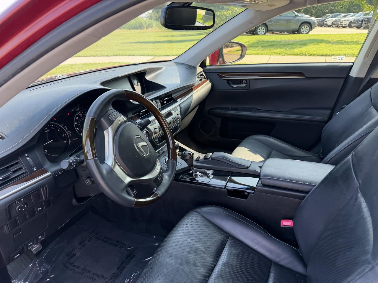 Lexus ES 350 4dr Sdn 2013
