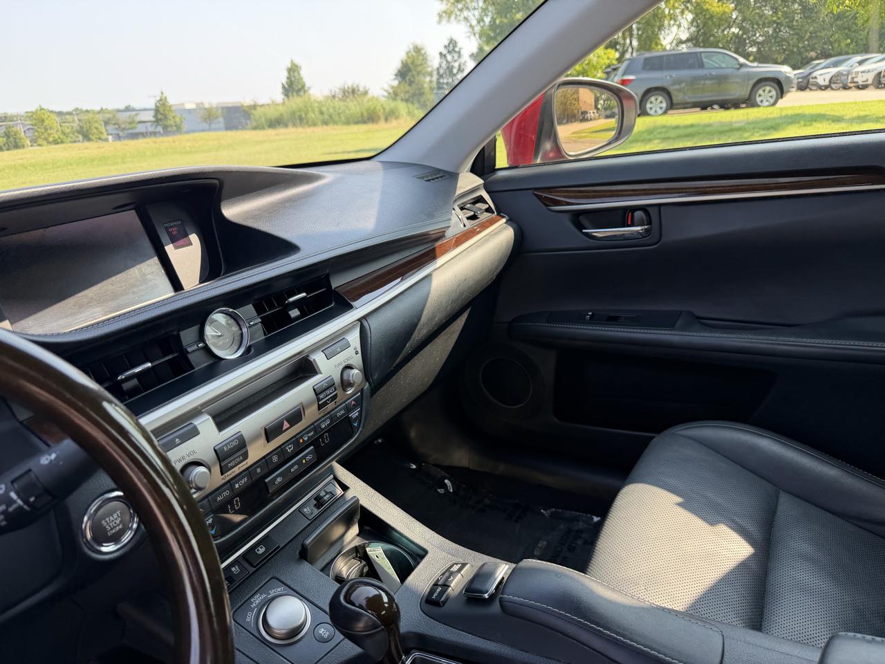 Lexus ES 350 4dr Sdn 2013