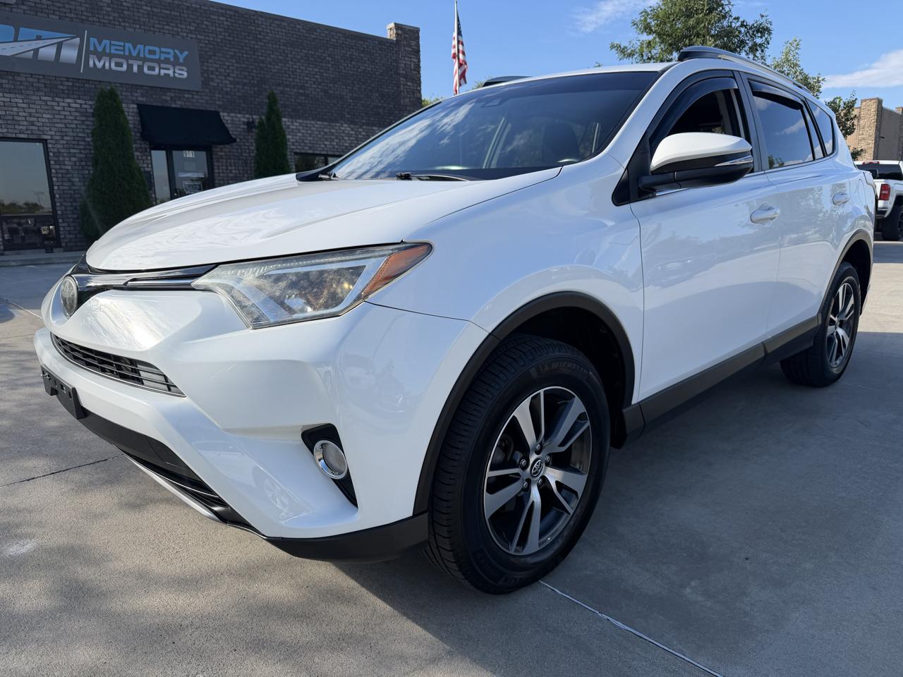Toyota RAV4  2018