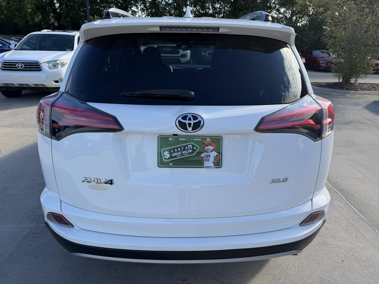 Toyota RAV4  2018