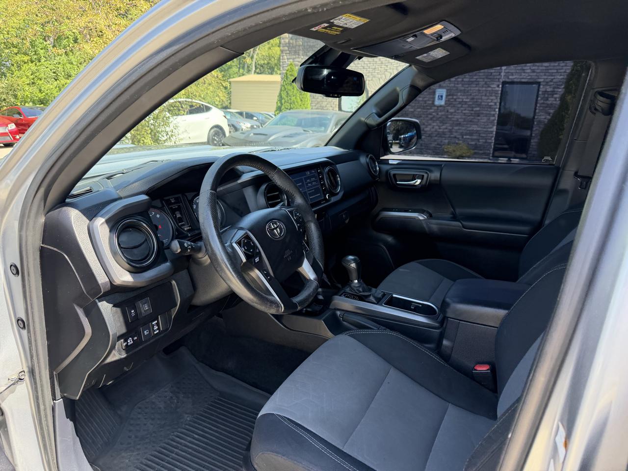Toyota Tacoma 2WD  2021