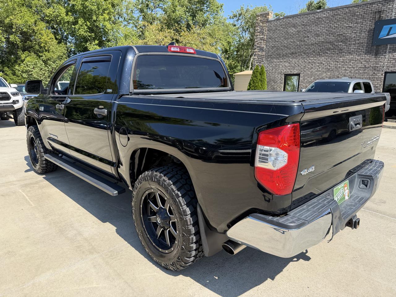Toyota Tundra 4WD  2020