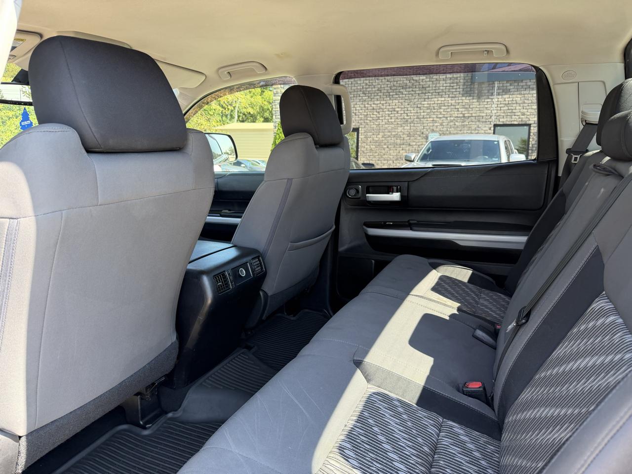 Toyota Tundra 4WD  2020