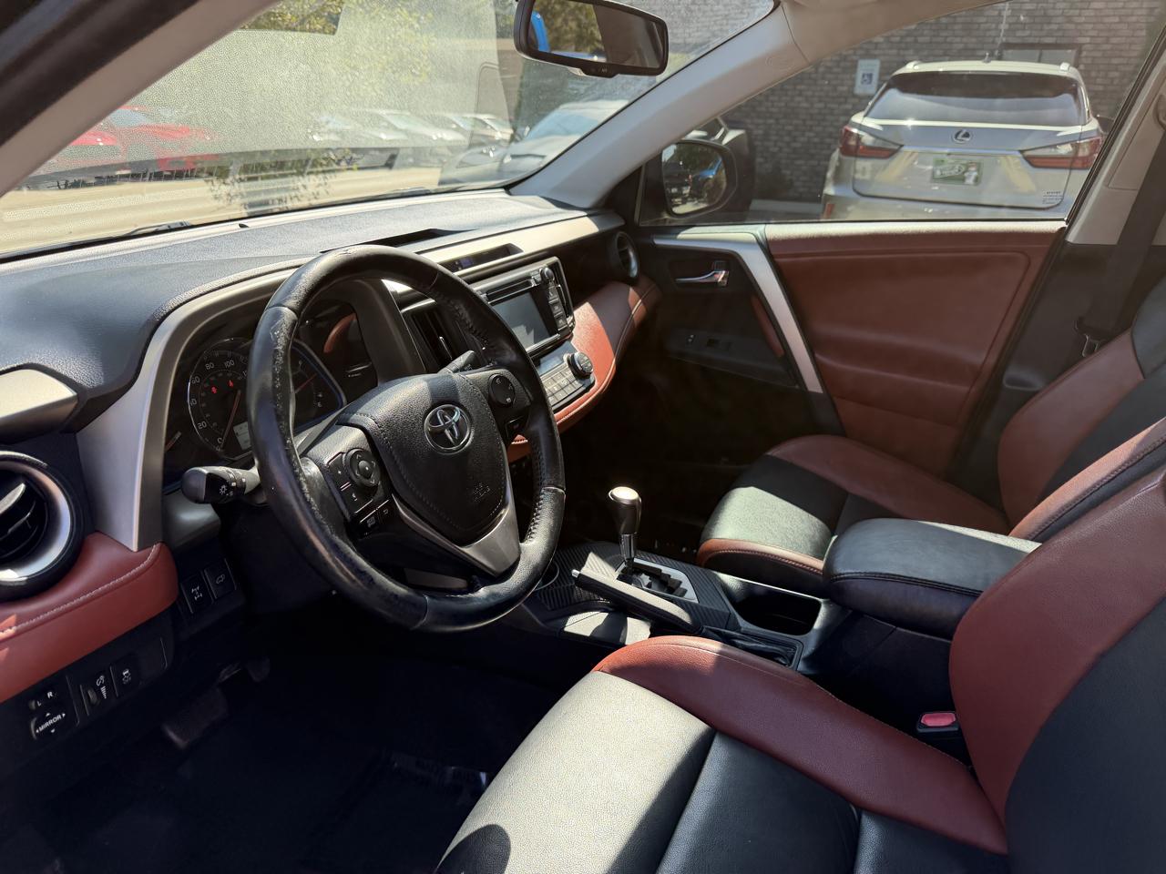 Toyota RAV4  2013