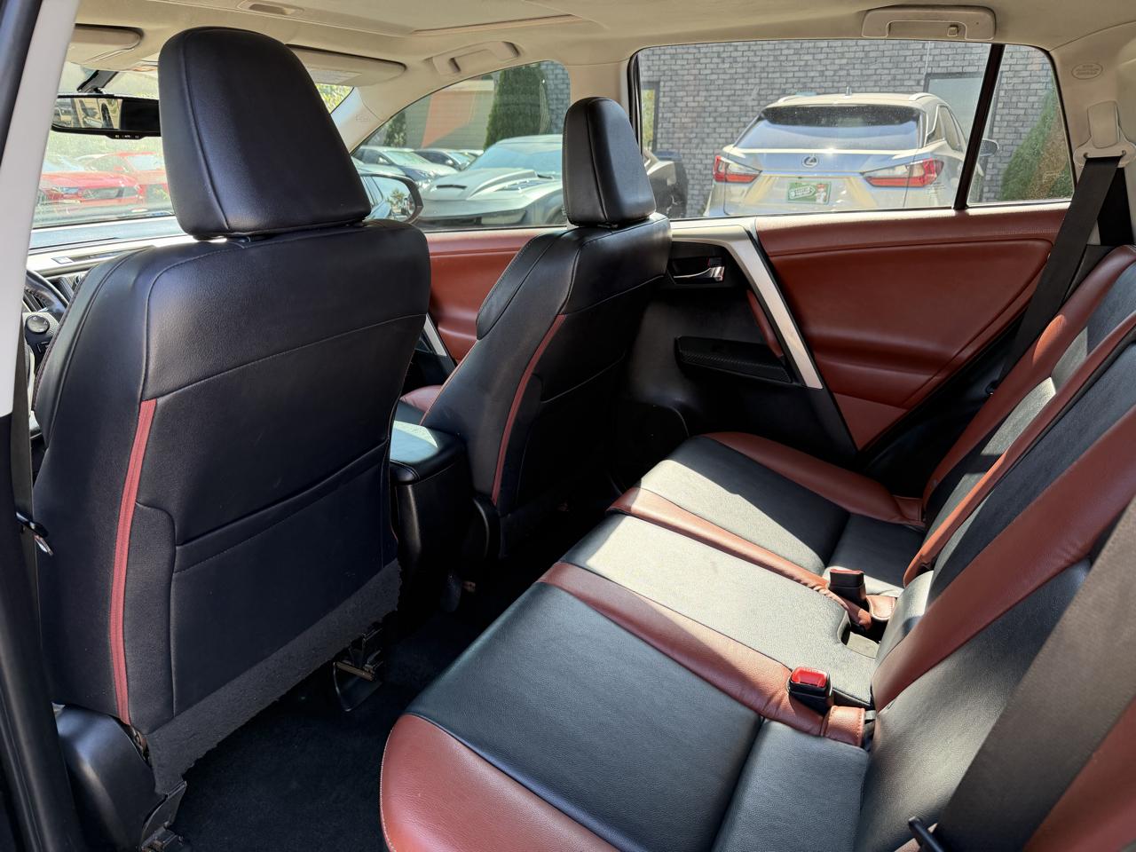 Toyota RAV4  2013