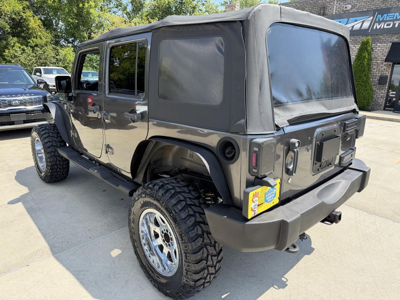 Jeep Wrangler Unlimited 4WD 4dr Sport 2016