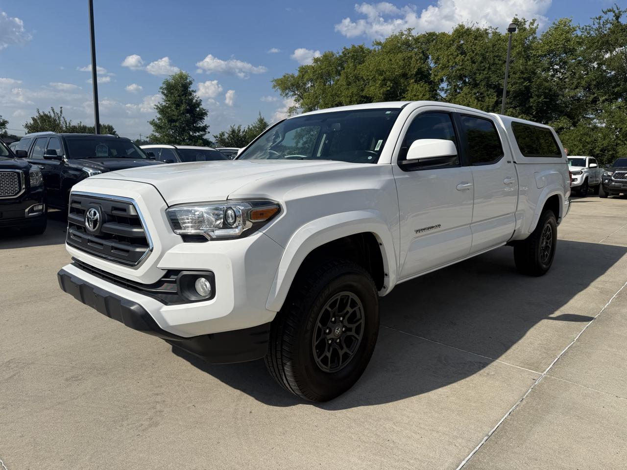 Toyota Tacoma TRD Sport Double Cab 6' Bed V6 4x2 AT (Natl) 2017