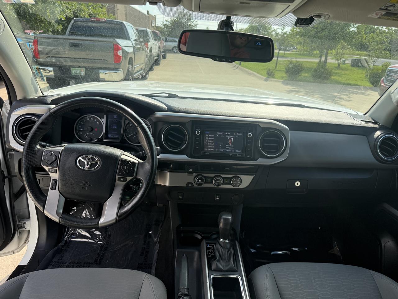 Toyota Tacoma TRD Sport Double Cab 6' Bed V6 4x2 AT (Natl) 2017