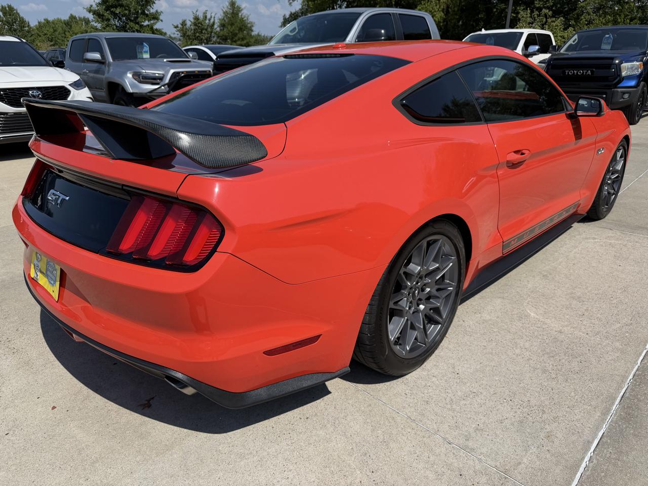 Ford Mustang 2dr Fastback GT Premium 2015