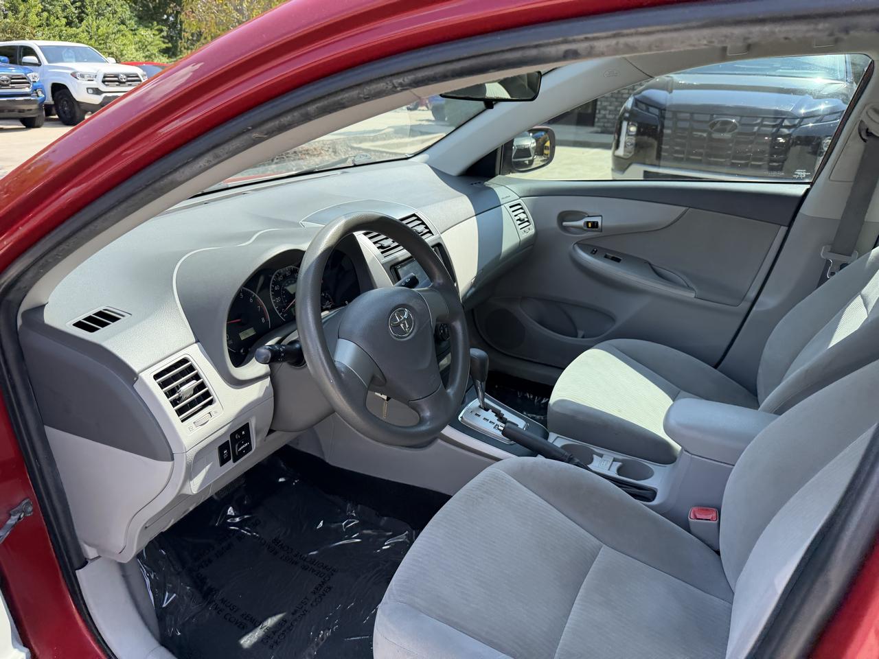 Toyota Corolla  2010