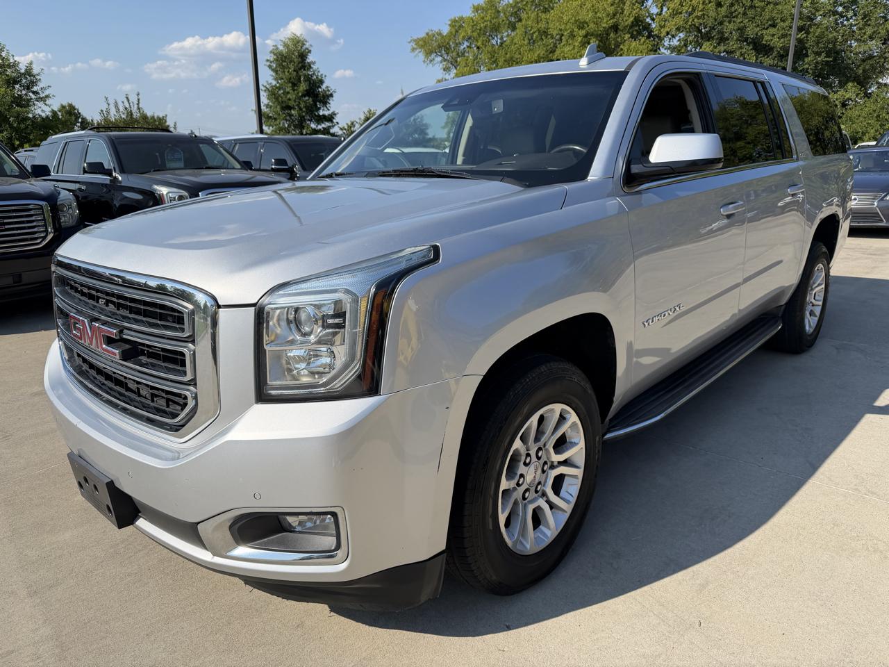 GMC Yukon XL 4WD 4dr SLT 2019