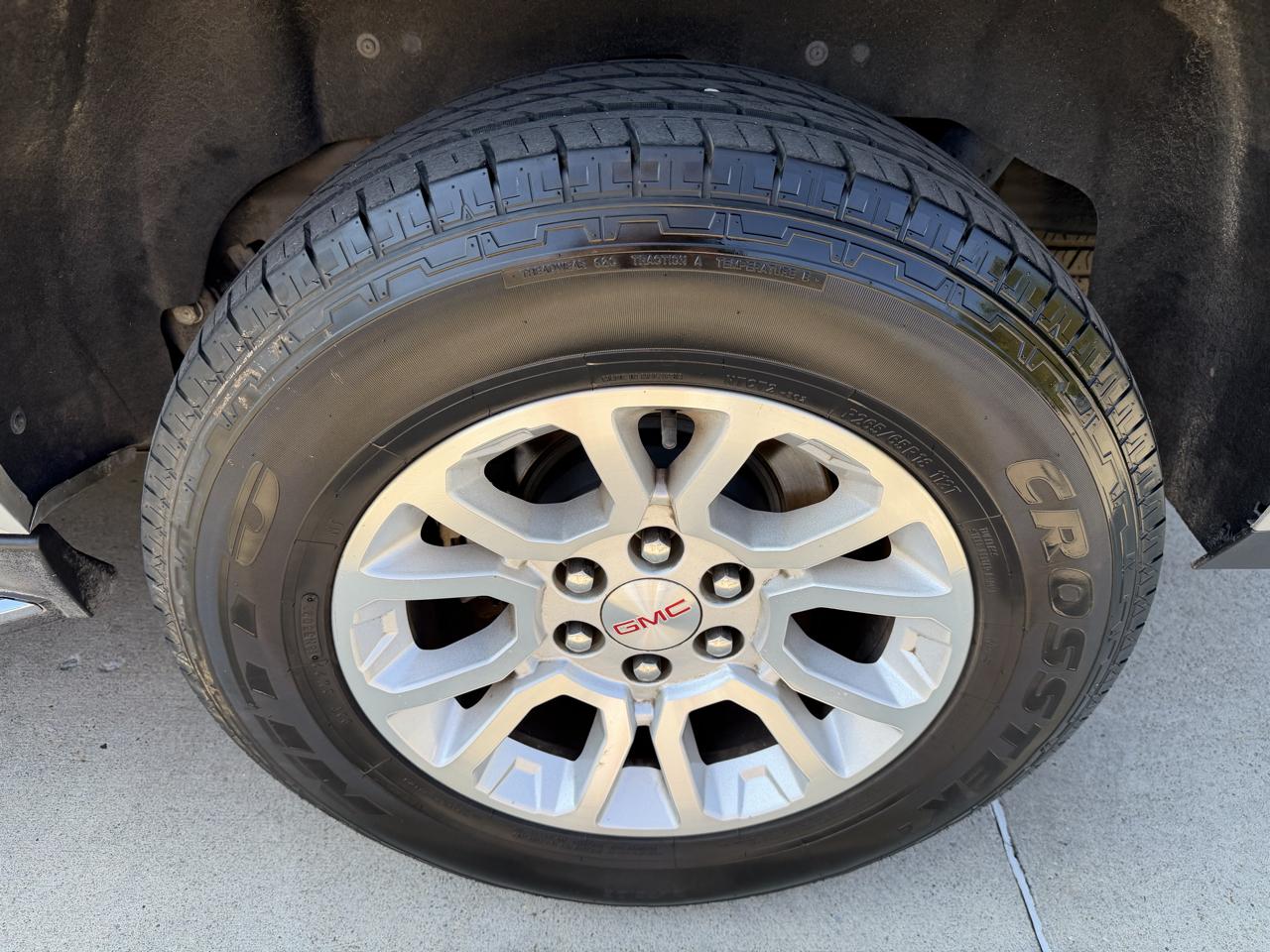 GMC Yukon XL 4WD 4dr SLT 2019