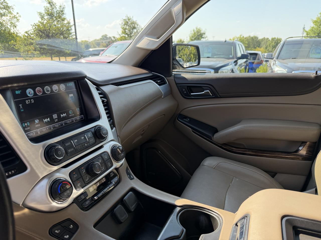 GMC Yukon XL 4WD 4dr SLT 2019