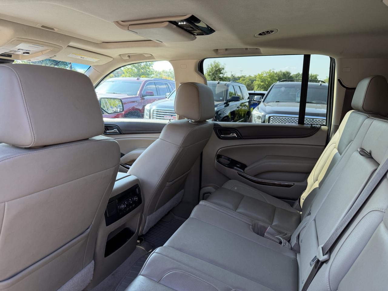 GMC Yukon XL 4WD 4dr SLT 2019