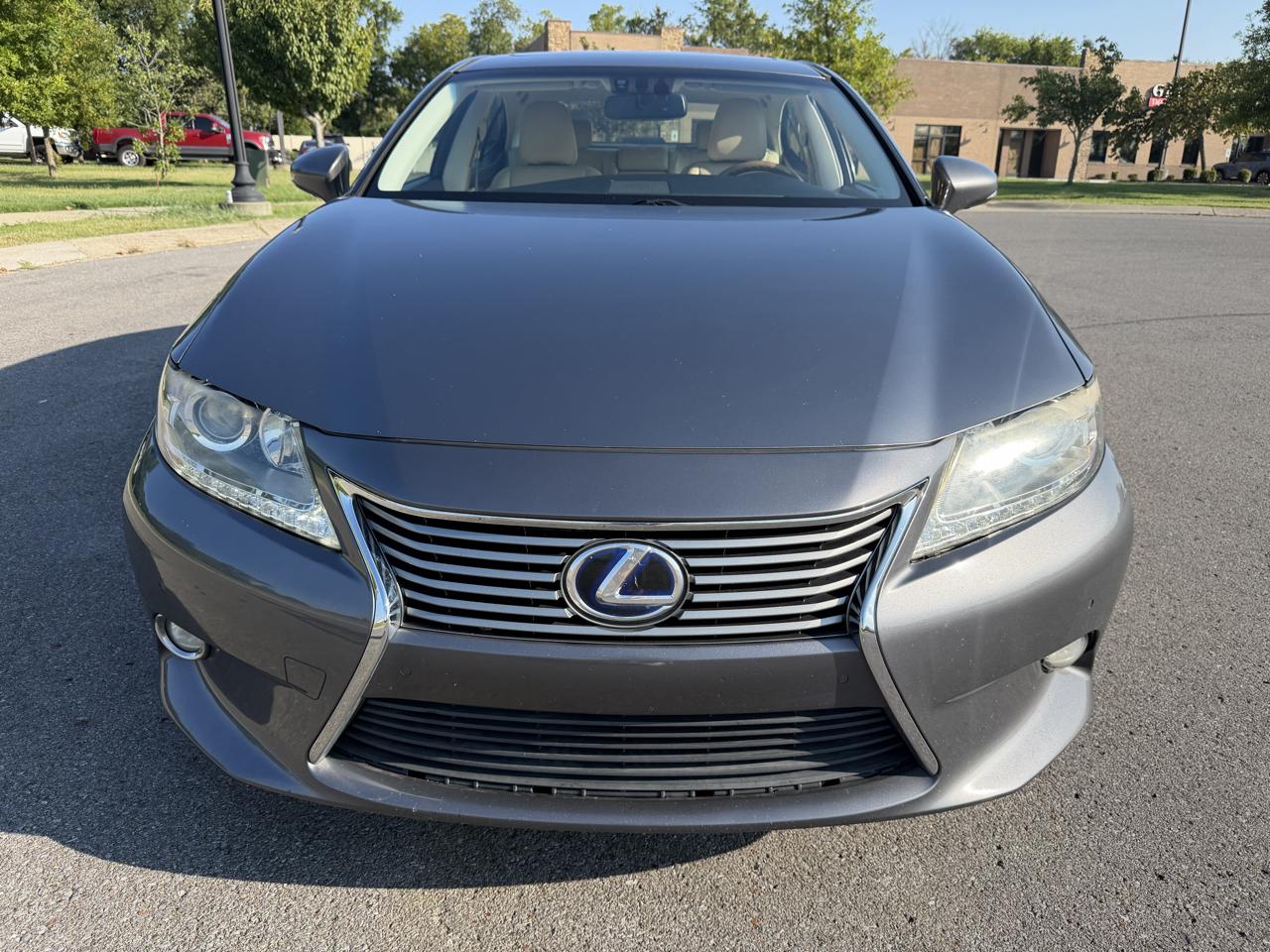 Lexus ES 300h 4dr Sdn Hybrid 2014