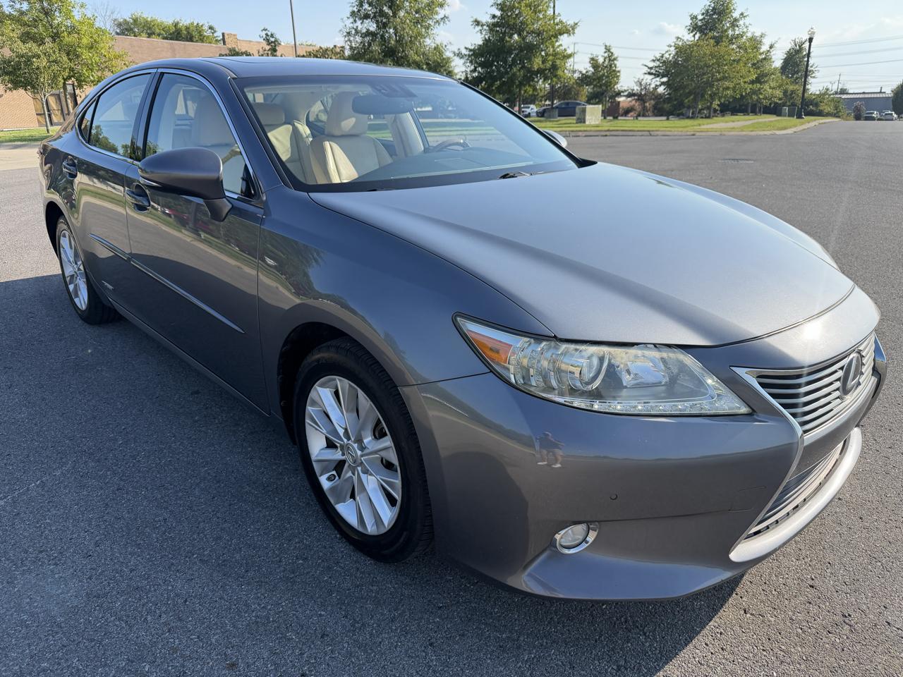 Lexus ES 300h 4dr Sdn Hybrid 2014